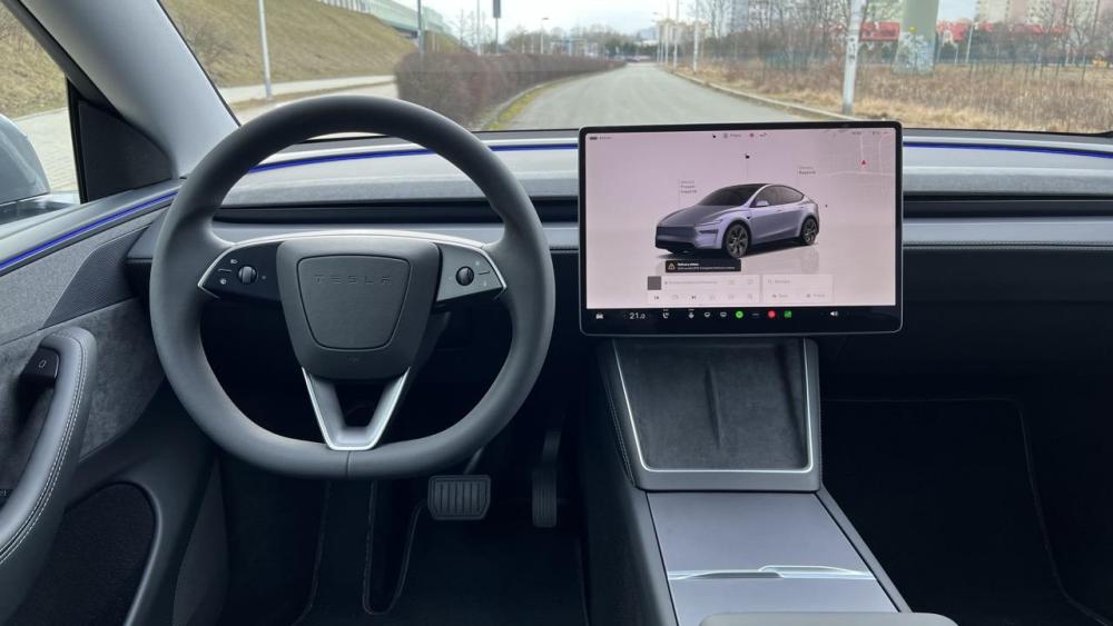 tesla-model-y-juniper-ekran-7.thumb.jpeg.f84d0e8e800a4ef0241e478c6187a51f.jpeg