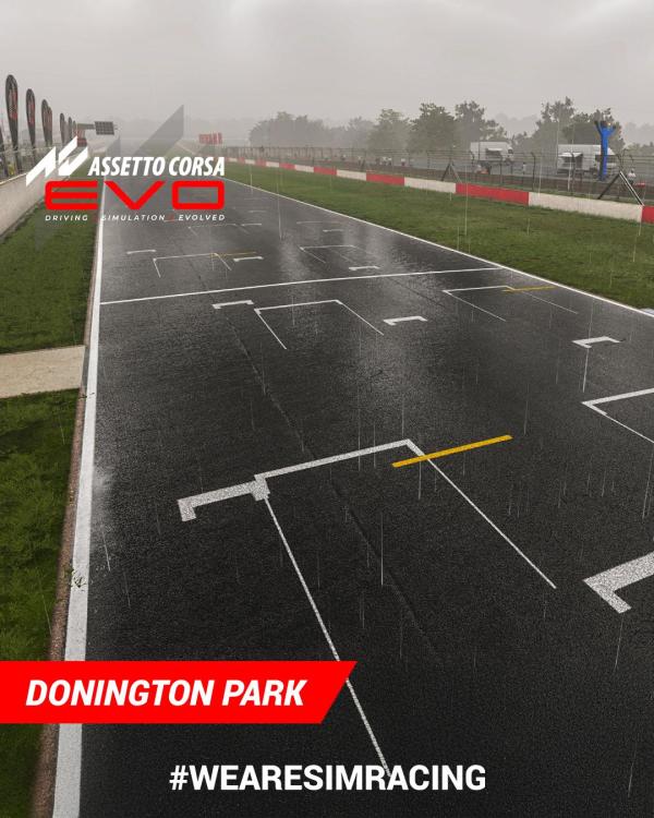 09_EA2-TRACK-DONINGTON-PARK.jpg