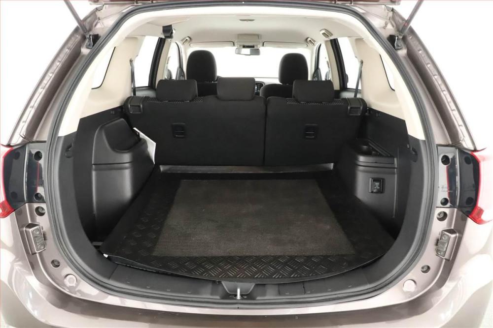 WhatsApp Image 2025-06-03 at 11.55.14 (3).jpeg